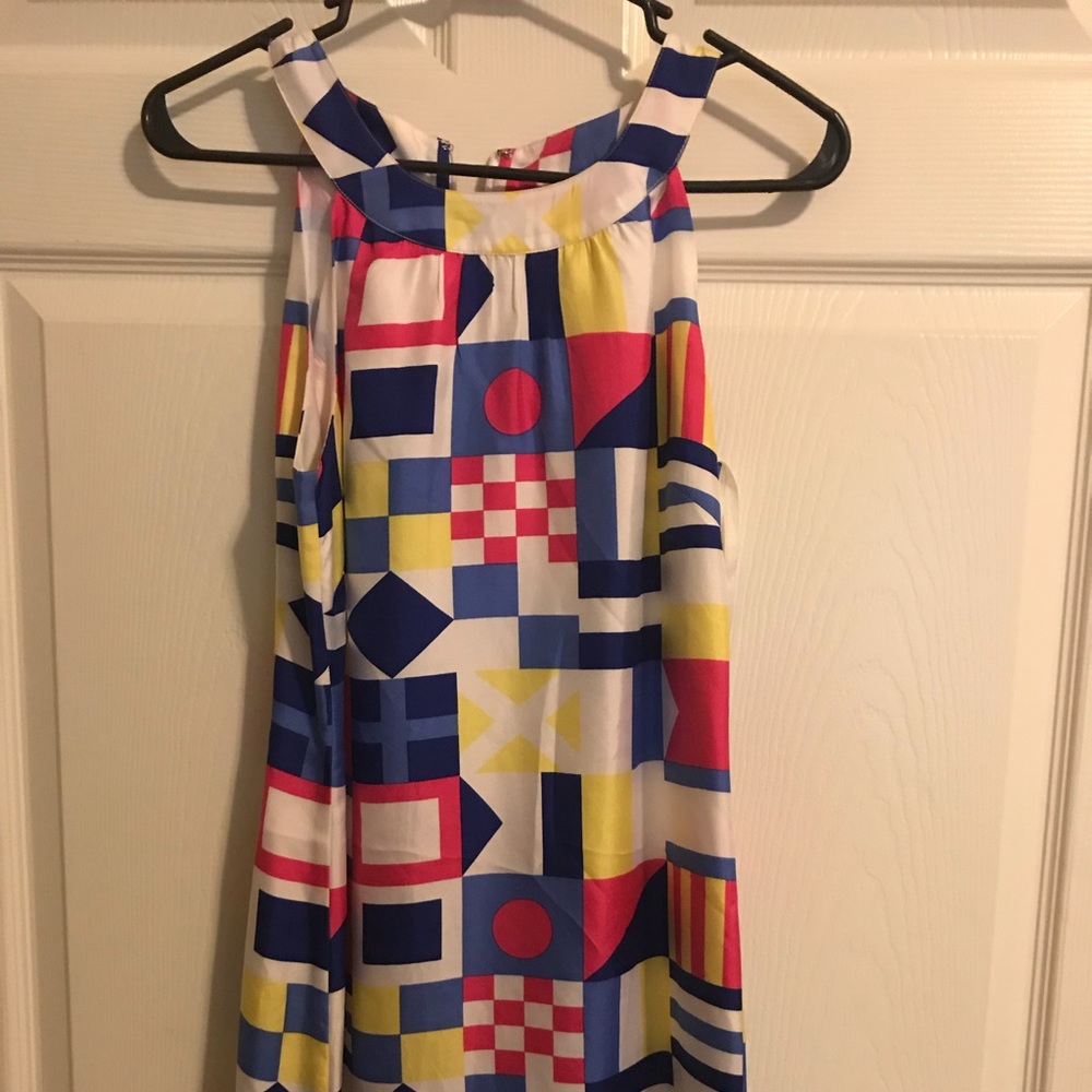 Size 0 vineyard vines dress!